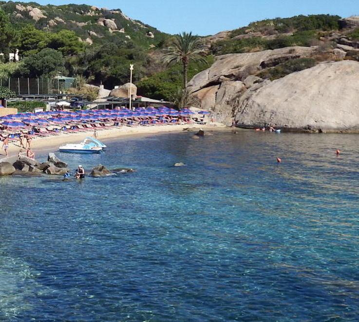 Cannelle, la spiaggia contesa 