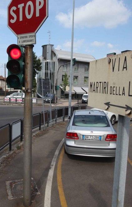 Domani addio al passaggio a livello 