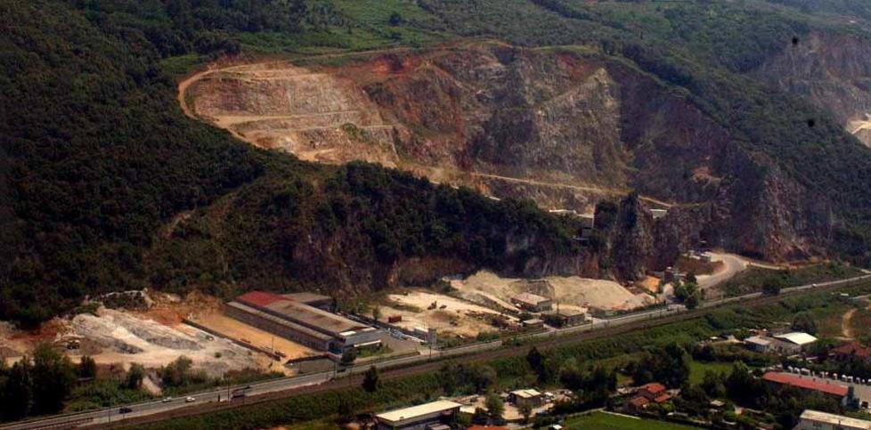 I grillini vogliono chiudere la Cava di Fornace 