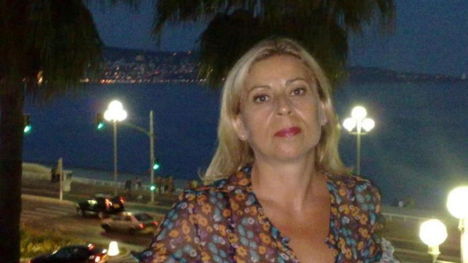 Muore a 53 anni madre di due figli