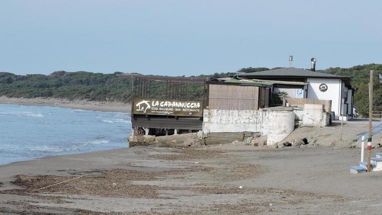 Ansedonia, spiaggia divorata dall’erosione