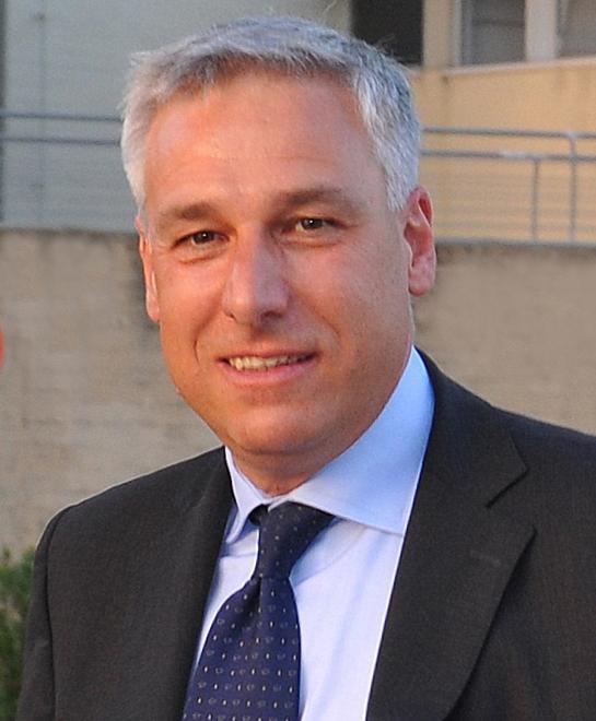 PRIMA ASSEMBLEA PUBBLICA Al CIRCOLO Il FIENILE 