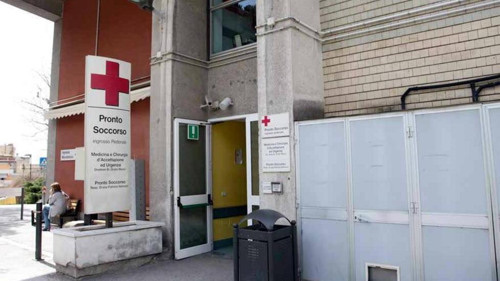 Massa Carrara, pronto soccorso nel caos: solo 3 infermieri di notte