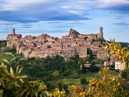 Una veduta di Roccatederighi