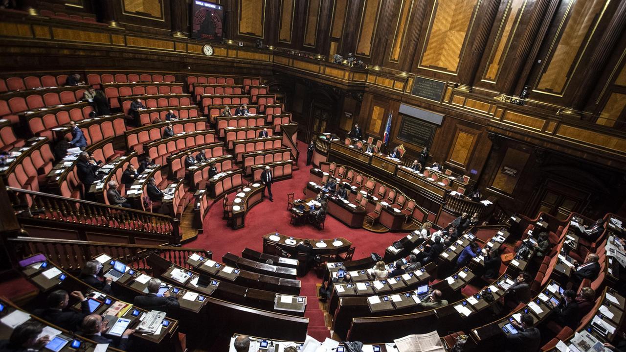 Ecco quanto guadagnano i politici reggiani