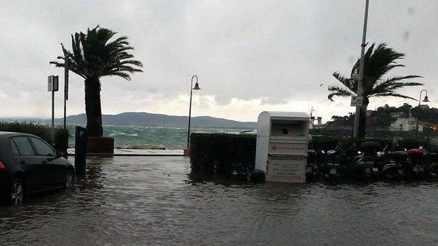Vento record: raffiche fino a 140 km orari