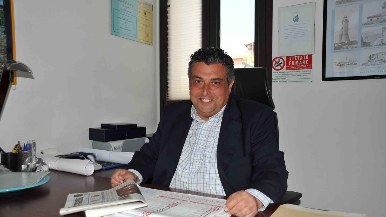 Il sindaco Luca Simoni