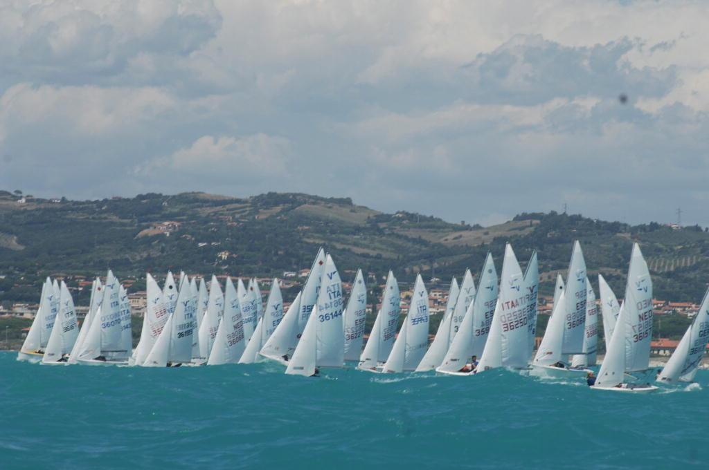 Una regata velica