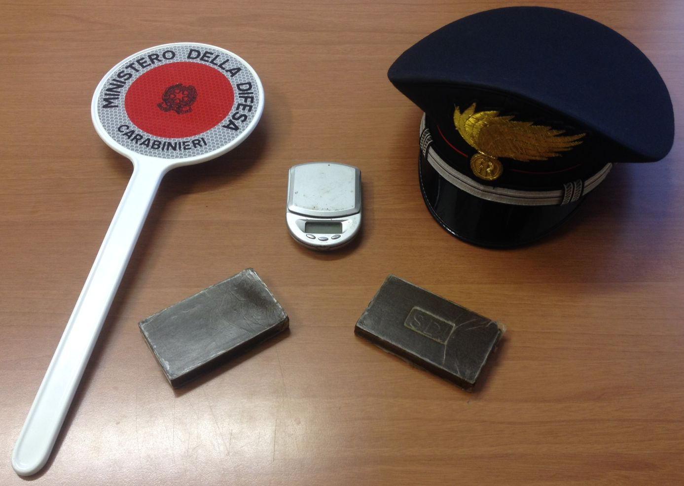 L'hashish sequestrato dai carabinieri di Montemurlo