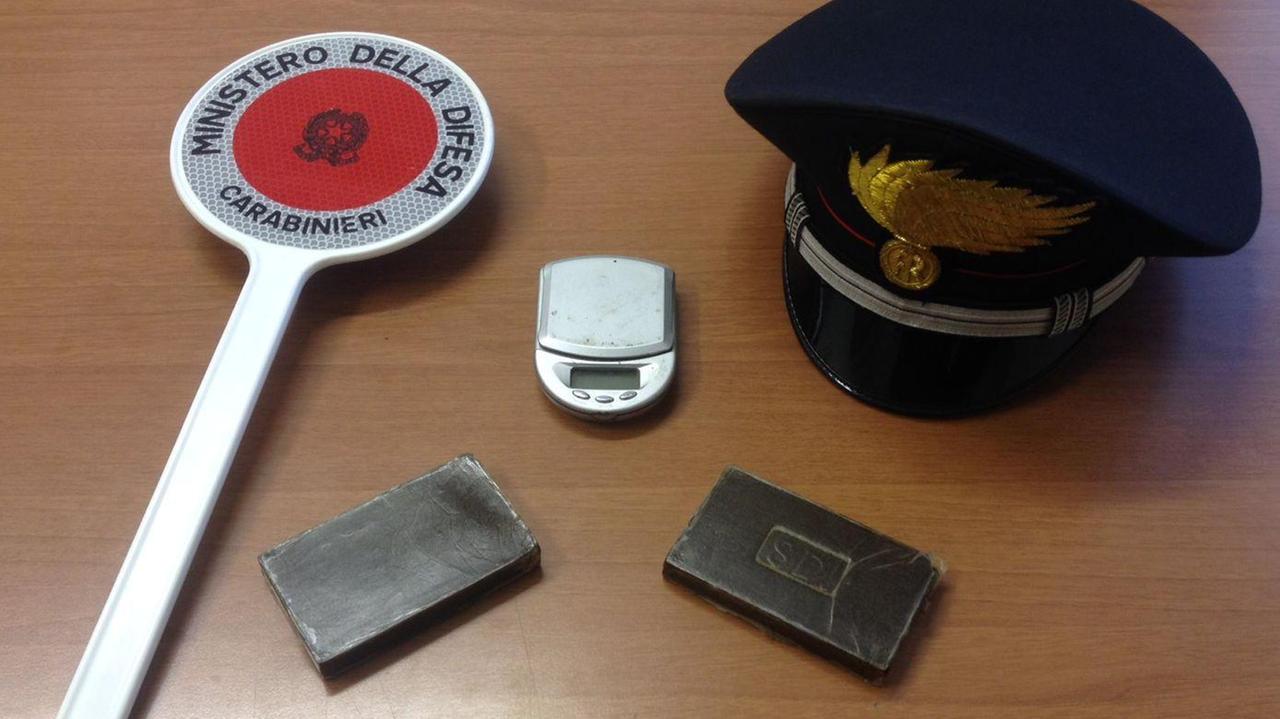 L'hashish sequestrato dai carabinieri di Montemurlo