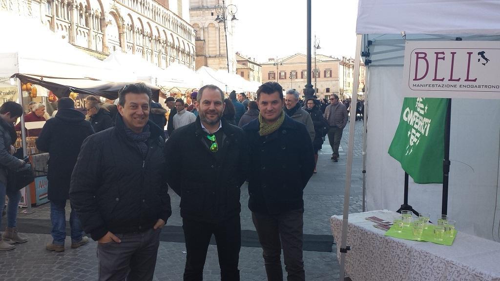 Manifestazione Bell'Italia (al centro l'assessore Serra)