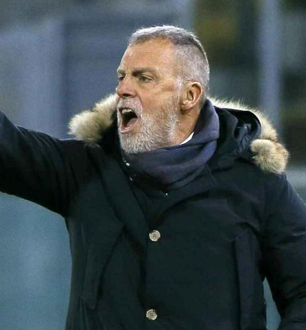La squadra di Braglia è considerata favorita ma il risultato più probabile è il pareggio 1-1