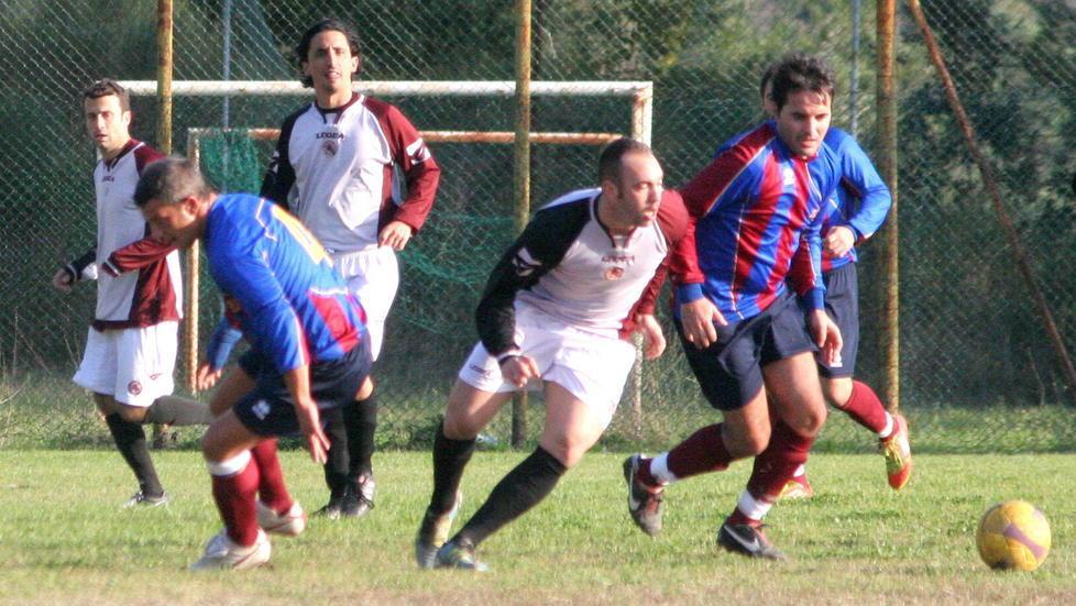 Terza categoria, sfide di vertice Vecchiano vuole restare primo 
