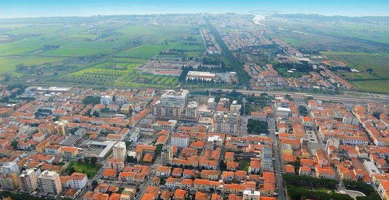 Stangati i fondi commerciali vuoti 