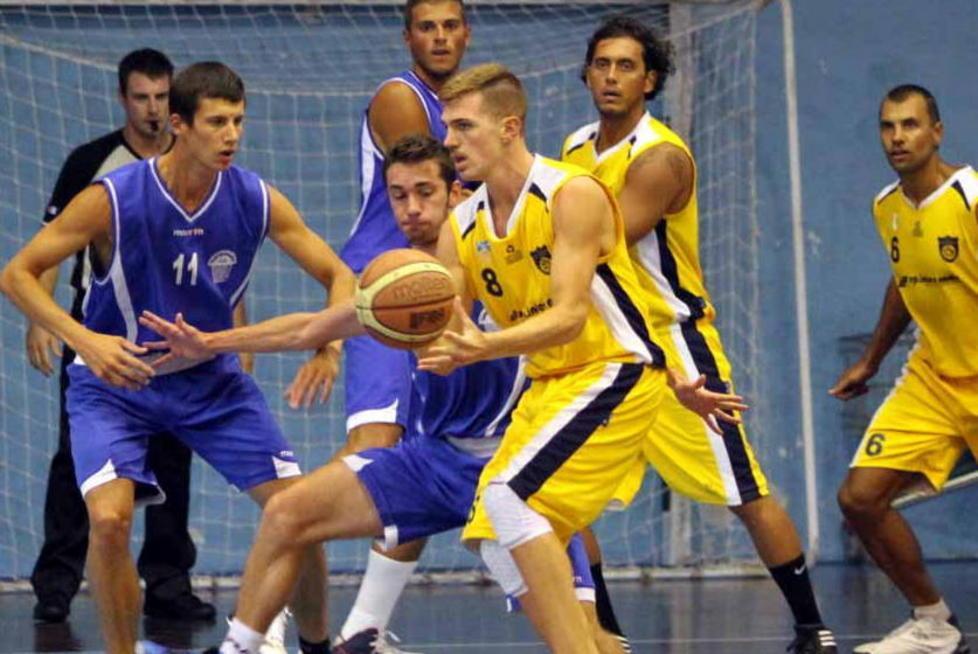 Cmc Basket, sfida impossibile al Castelfiorentino 