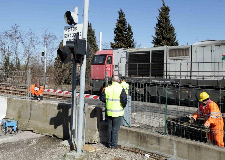 «Ecco il muro, come fu a Berlino» 
