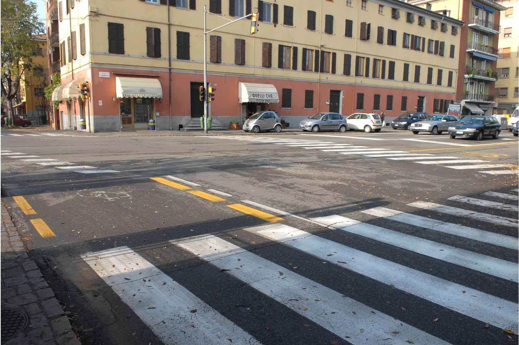 Viale Jacopo Barozzi, dove è avvenuto l'incidente