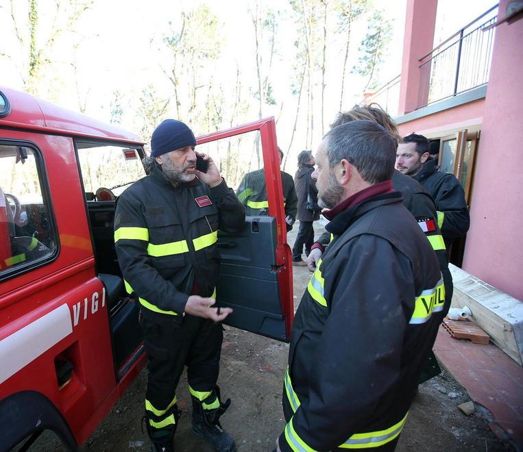 Il dolore per l’artigiano ucciso dal gas killer 