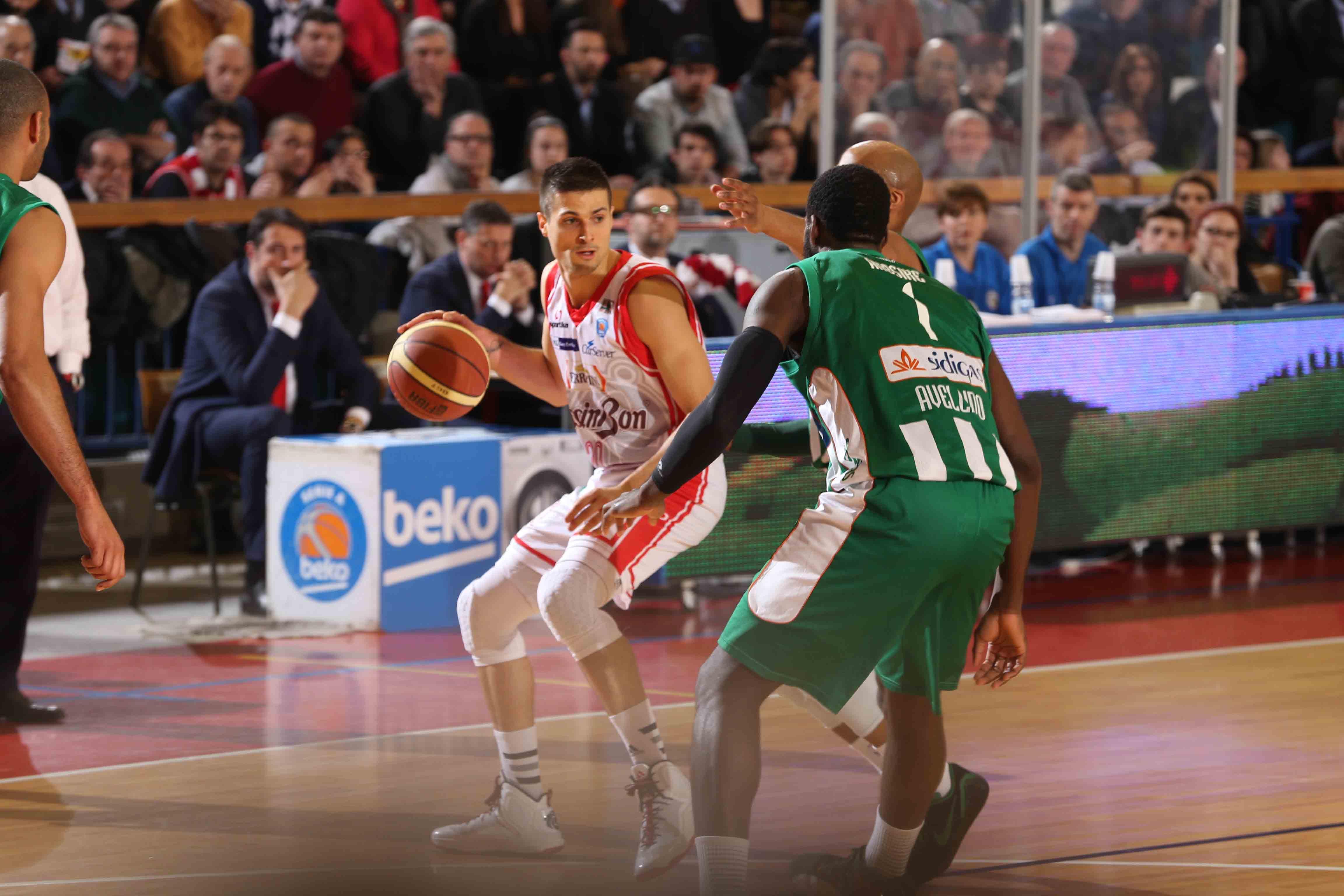 Grissin Bon, domenica da record per Della Valle e Cinciarini