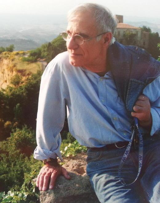 L'artista Licio Isolani prima della malattia