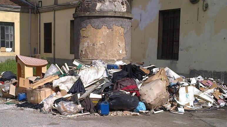 Ditte fantasma, abusi e degrado l’ex Saffa villaggio dell’illegalità