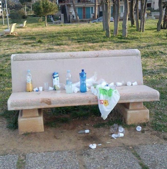 Vandali scatenati per la festa dei 100 giorni 