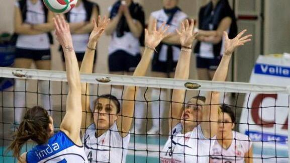 L'Ambra Cavallini regina del derby