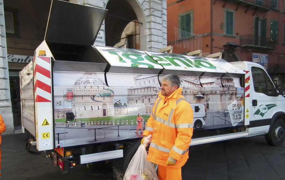 Spostati i cassonetti di Igenio 