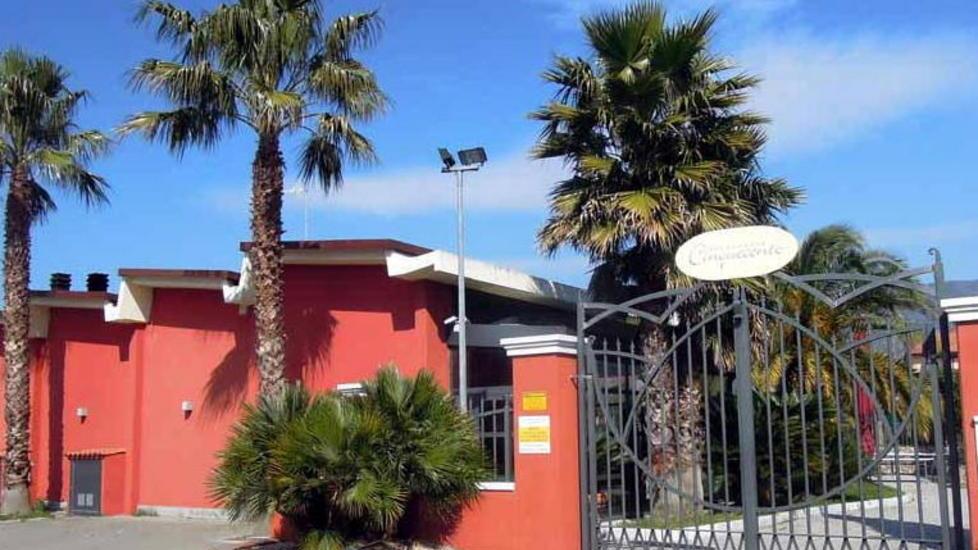 I Geme lasciano il Conte in arrivo il Cinquecento