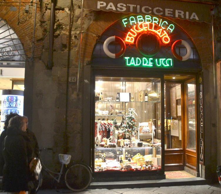 Prima di morire... mangiate il Buccellato 