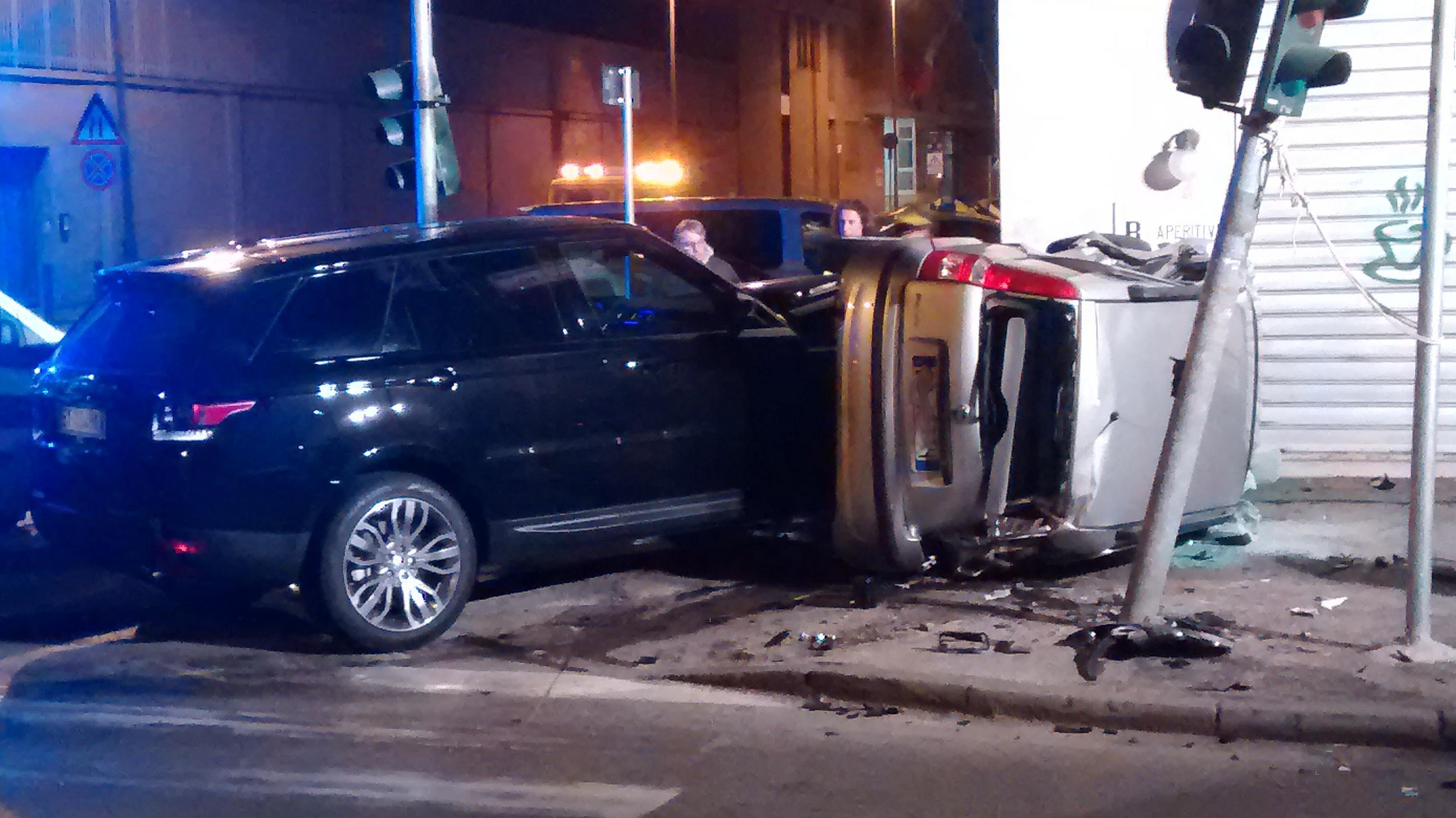 l'incidente fra viale Mameli e via Redi