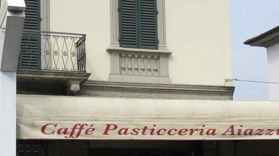 La pasticceria Aiazzi soffia su 60 candeline