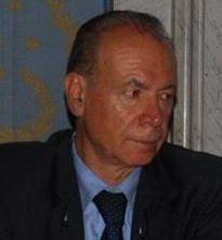 Lo psicologo: «La sofferenza altera la capacità di essere genitori» 