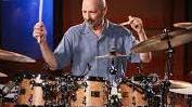 Il grande batterista Steve Smith domani sera ospite al Baluardo