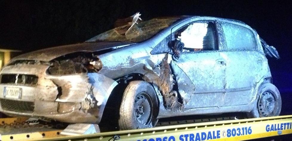 Sbalzato dall’auto, muore a 39 anni 