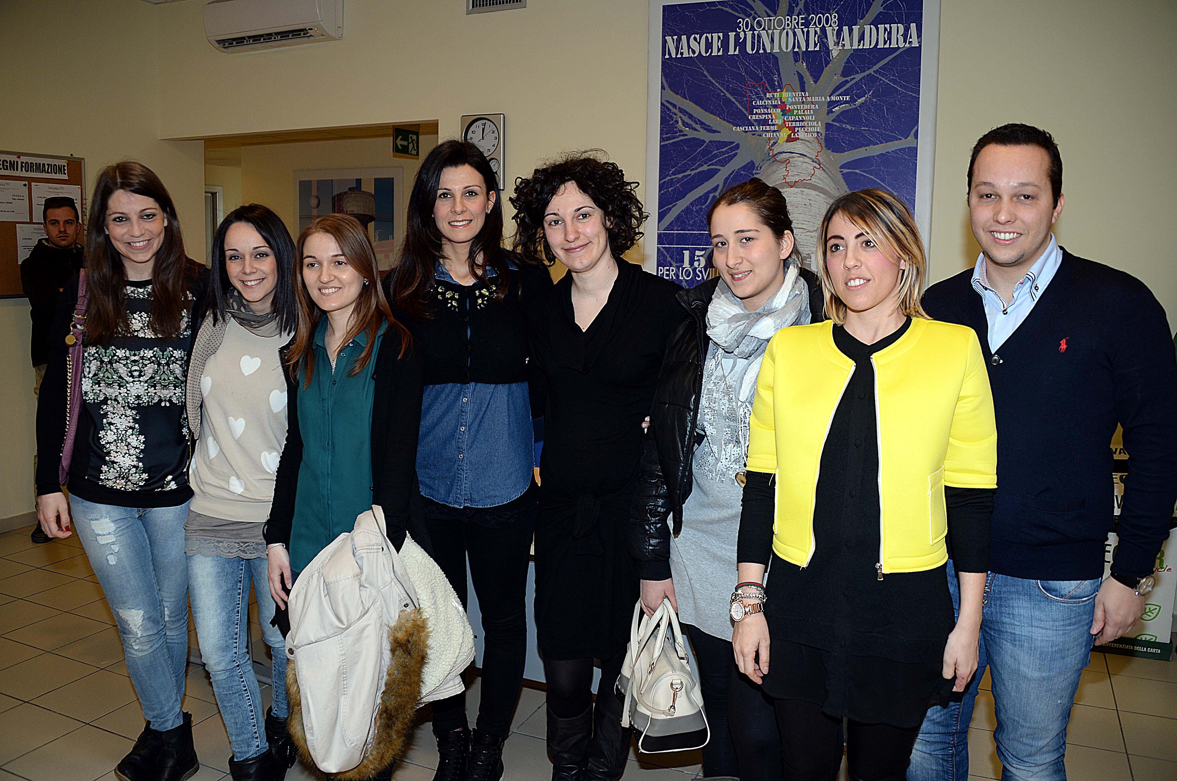 i ragazzi premiati dal sindaco Simone Millozzi (foto Franco Silvi)