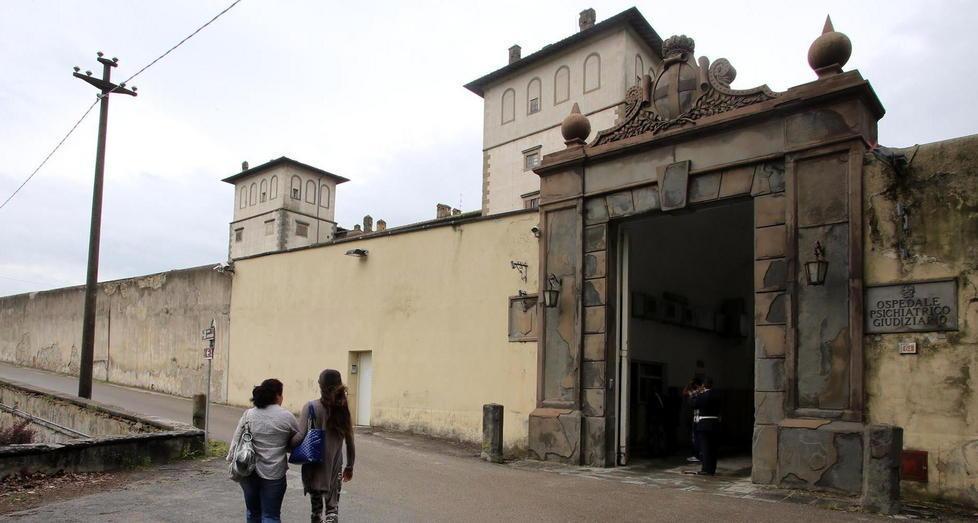 No a un carcere nell’Opg il sindaco vuole la villa 