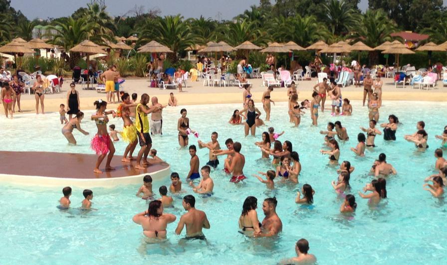 Acqua Village, 250 posti di lavoro estivo