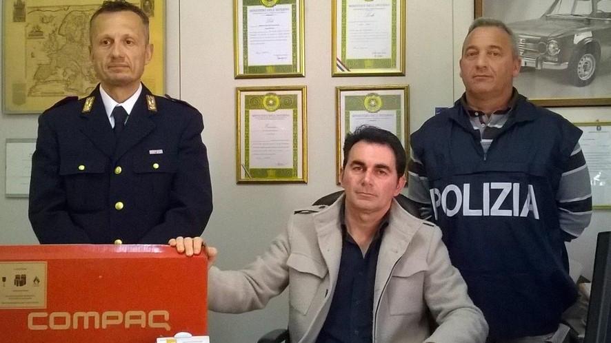 L’agente si traveste e scopre il truffatore