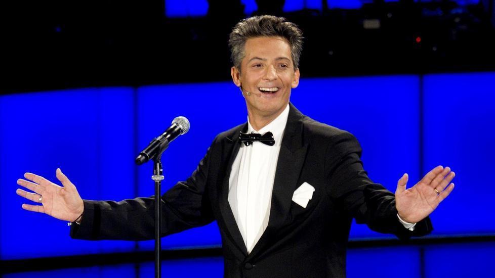 Fiorello scherza su Twitter «La mia carriera finisce qui»