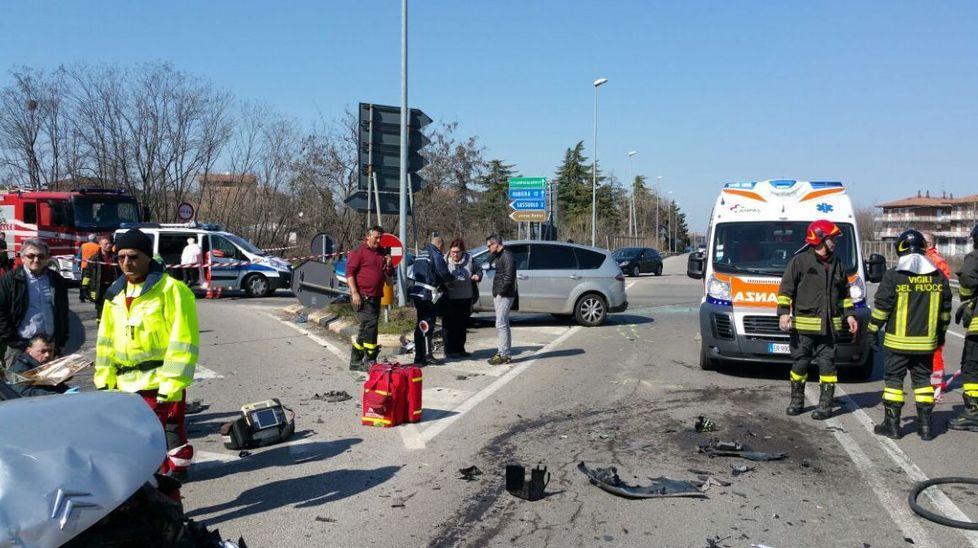 Scontro tra auto, arriva l’elisoccorso