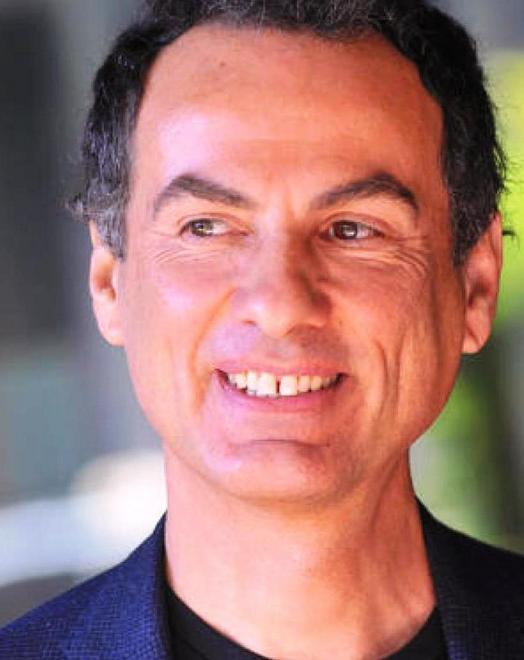 Le parole d’autore di De Carlo 