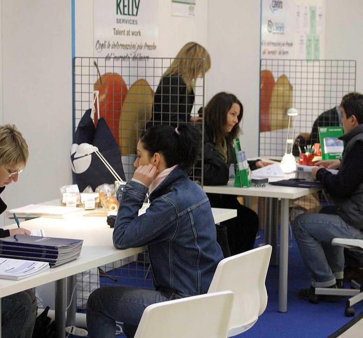 Il Centro per l’Impiego aperto solo due giorni a settimana 