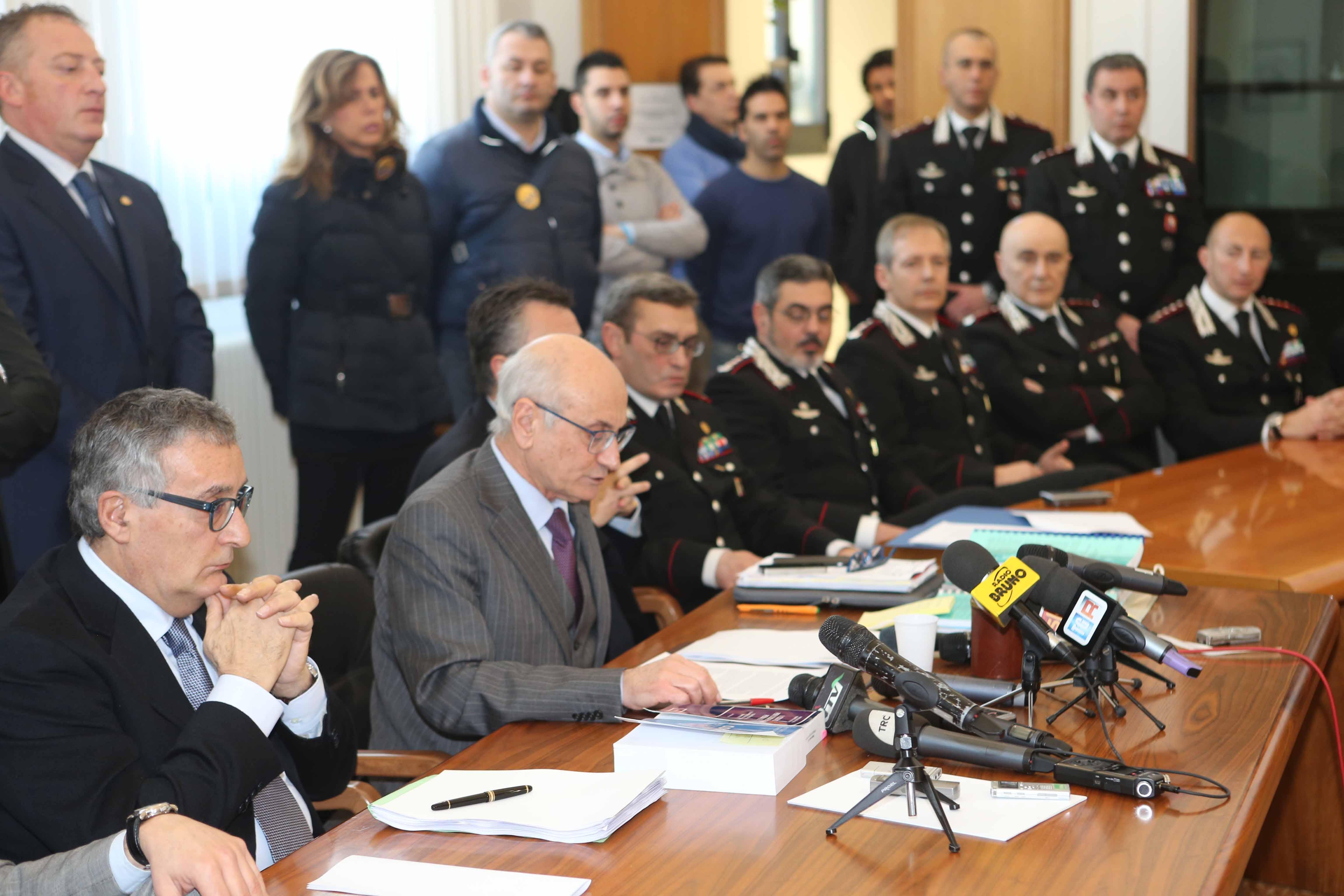 Ndrangheta, duro scontro tra giudici e avvocati
