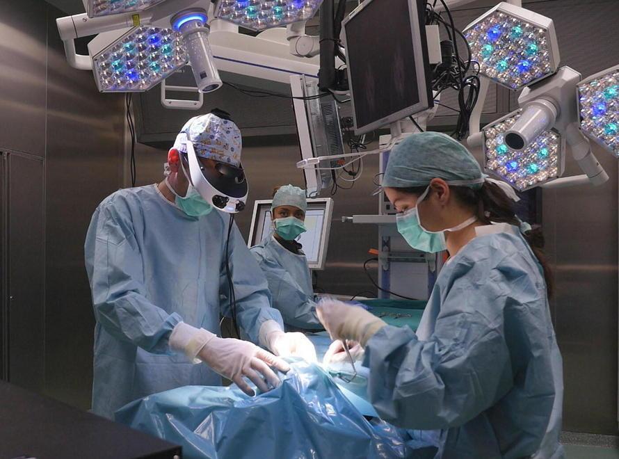 La sala operatoria del futuro arriva all’ospedale di Careggi