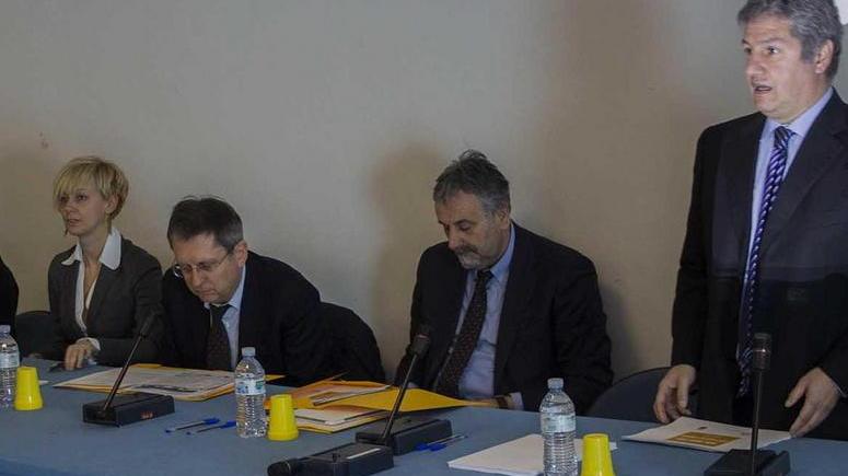 Novanta autobus nuovi sulle strade della costa