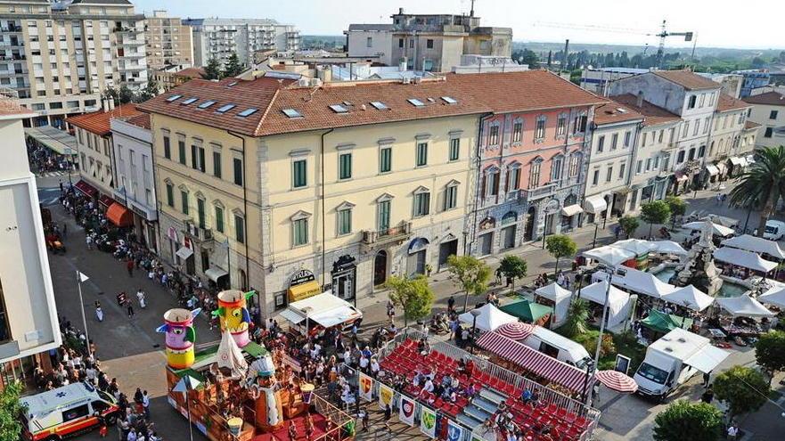 Targa Cecina, si cambia salta la sfilata in notturna