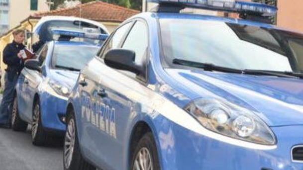 Fingono una fuga di gas, ma sono ladri