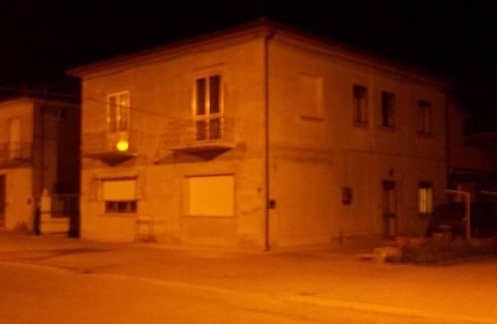 Accoltella l’anziana zia dopo una lite 