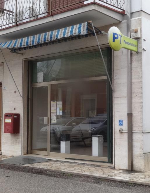 Poste di Reno Centese Mille firme anti chiusura 